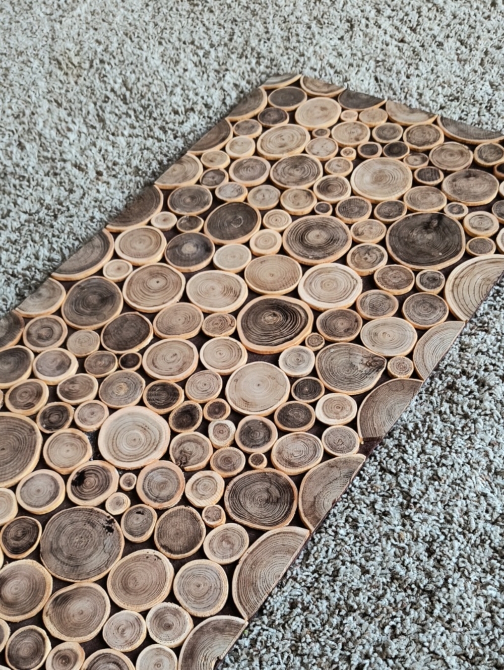 Wood Slice Pattern Table Runner 14" x 60"